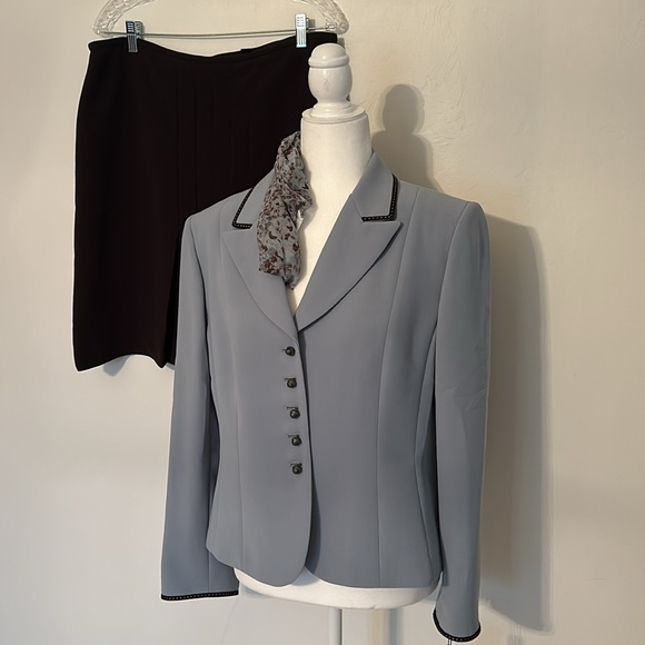 NWT Tahari Levine 2 Piece Blazer & Skirt Set - Picture 1 of 15